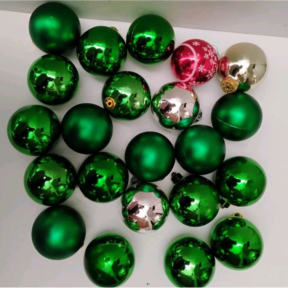Vtg Christmas Ornaments Loose Lot 22 Bulbs Emerald Green Matte Shiny Pink Silver